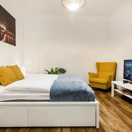 Quiet And Cozy Near The Danube Apartamento *