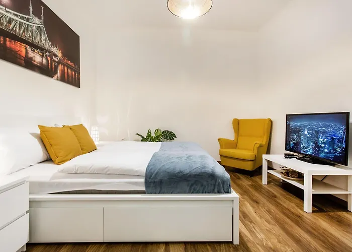 Quiet And Cozy Near The Danube شقة *